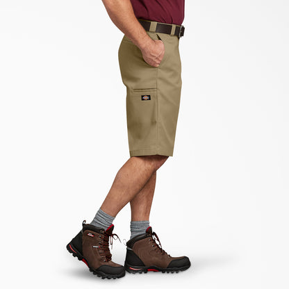 Dickies - Pantalones cortos de trabajo multiusos de corte holgado con bolsillos, 13" - WR640